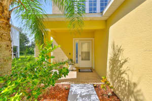 7902 CARRIAGE POINTE DRIVE, GIBSONTON, FL 33534 - MLS#MFRTB8442577