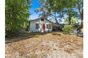 8210 KLONDYKE STREET, TAMPA, FL 33604 - MLS#MFRTB8442596