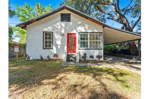 8210 KLONDYKE STREET, TAMPA, FL 33604 - MLS#MFRTB8442596