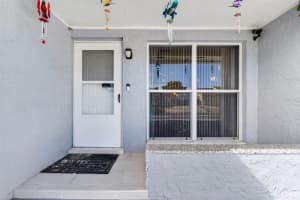 8502 WILLOW FOREST COURT, TAMPA, FL 33634 - MLS#MFRTB8442605