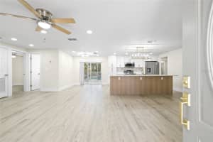 70 HORTON CIRCLE, SARASOTA, FL 34232 - MLS#MFRTB8442621