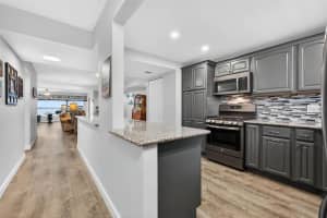 6020 SHORE BOULEVARD, GULFPORT, FL 33707 - MLS#MFRTB8442626