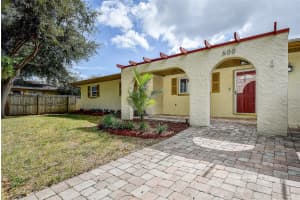 600 91ST AVENUE, ST PETERSBURG, FL 33702 - MLS#MFRTB8442653