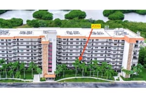 5400 PARK STREET, ST PETERSBURG, FL 33709 - MLS#MFRTB8442708