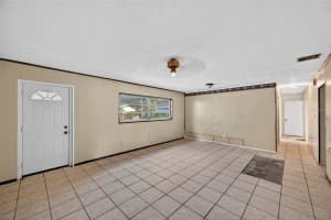 207 BOUGAINVILLEA AVENUE, TAMPA, FL 33612 - MLS#MFRTB8442720