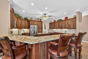 9221 SEA OAKS COURT, SEMINOLE, FL 33776 - MLS#MFRTB8442744