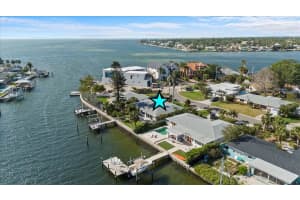 2540 SHORE DRIVE, ST PETERSBURG, FL 33705 - MLS#MFRTB8442768