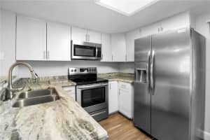 6661 121ST AVENUE, LARGO, FL 33773 - MLS#MFRTB8442791