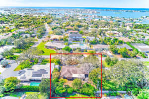 315 ORANGEWOOD LANE, LARGO, FL 33770 Sold 11/28/25