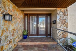 10073 YACHT CLUB DRIVE, TREASURE ISLAND, FL 33706 - MLS#MFRTB8442966