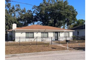 1802 KNOLLWOOD STREET, TAMPA, FL 33610 - MLS#MFRTB8443009