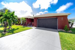 9817 SAN SIERRA WAY, PORT RICHEY, FL 34668 - MLS#MFRTB8443017
