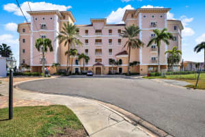 205 BRIGHTWATER DRIVE, CLEARWATER BEACH, FL 33767 - MLS#MFRTB8443077