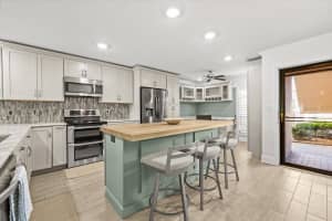 4730 BRITTANY DRIVE, ST PETERSBURG, FL 33715 - MLS#MFRTB8443091