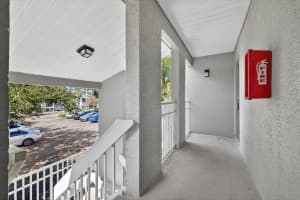 5440 MACDILL AVENUE, TAMPA, FL 33611 - MLS#MFRTB8443129