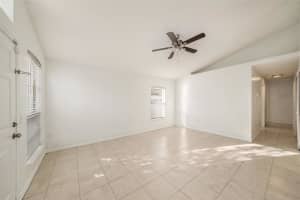 1020 BRENTON LEAF DRIVE, RUSKIN, FL 33570 - MLS#MFRTB8443149