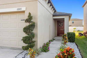 11205 LELAND GROVES DRIVE, RIVERVIEW, FL 33579 - MLS#MFRTB8443216