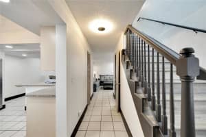 6301 NEWTOWN CIRCLE, TAMPA, FL 33615 - MLS#MFRTB8443265