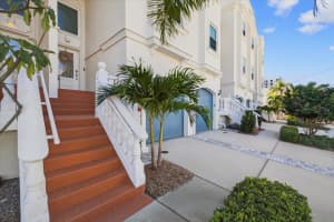 125 BRIGHTWATER DRIVE, CLEARWATER BEACH, FL 33767 - MLS#MFRTB8443347