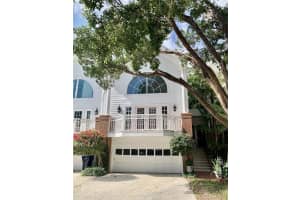 5001 PILGRIMS PATH WAY, TAMPA, FL 33611 - MLS#MFRTB8443358