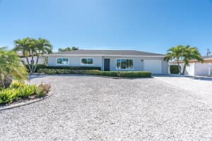 104 24TH STREET, BELLEAIR BEACH, FL 33786 - MLS#MFRTB8443373