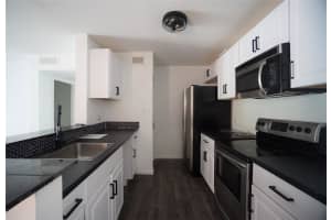 9481 HIGHLAND OAK DRIVE, TAMPA, FL 33647 - MLS#MFRTB8443375