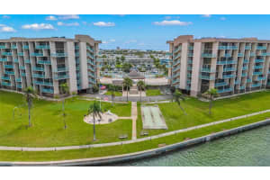 1 KEY CAPRI #112E, TREASURE ISLAND, FL 33706 - MLS#MFRTB8443380