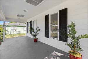 4112 ELLICOTT STREET, TAMPA, FL 33610 - MLS#MFRTB8443385