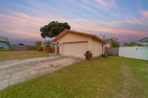 7833 BRISTOL COURT, ST PETERSBURG, FL 33709 - MLS#MFRTB8443405