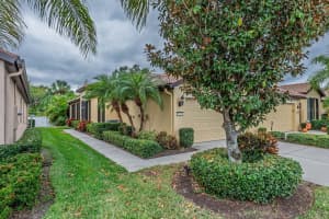5521 SUNSET FALLS DRIVE, APOLLO BEACH, FL 33572 - MLS#MFRTB8443454