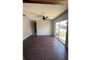 518 41ST AVENUE, ST PETERSBURG, FL 33705 - MLS#MFRTB8443466