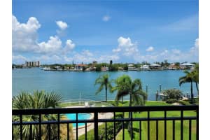 10315 GULF BOULEVARD, TREASURE ISLAND, FL 33706 - MLS#MFRTB8443489