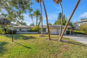 222 HARBOR VIEW LANE, LARGO, FL 33770 Sold 11/24/25