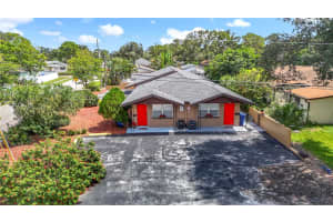 222 JEFFERSON CIRCLE, ST PETERSBURG, FL 33703 - MLS#MFRTB8443506