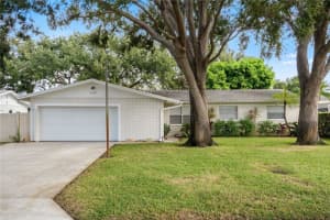 6195 34TH AVENUE, ST PETERSBURG, FL 33710 - MLS#MFRTB8443512