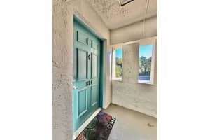 704 LYNDHURST STREET, DUNEDIN, FL 34698 - MLS#MFRTB8443526