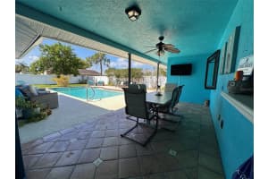 914 PLUM TREE LANE, SARASOTA, FL 34243 - MLS#MFRTB8443581