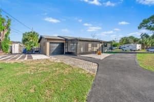 429 55TH AVENUE, ST PETERSBURG, FL 33703 - MLS#MFRTB8443587