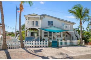 115 99TH AVENUE, TREASURE ISLAND, FL 33706 - MLS#MFRTB8443619