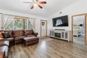 4210 MOSSY OAK DRIVE, LAKELAND, FL 33810 - MLS#MFRTB8443627