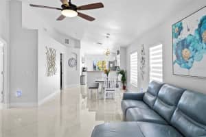 11211 PLACID LAKE COURT, RIVERVIEW, FL 33569 - MLS#MFRTB8443648