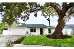 12021 107TH COURT, LARGO, FL 33778 - MLS#MFRTB8443651