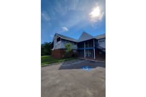 200 COUNTRY CLUB DR #1302, LARGO, FL 33771 - MLS#MFRTB8443656