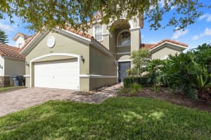 937 TUSCAN HILLS BOULEVARD, DAVENPORT, FL 33897 - MLS#MFRTB8443663