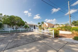 3394 74TH AVENUE, ST PETERSBURG, FL 33702 - MLS#MFRTB8443686