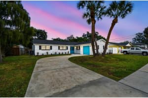 8413 BOXWOOD DRIVE, TAMPA, FL 33615 - MLS#MFRTB8443732