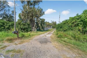 332 HOLLOWAY ROAD, PLANT CITY, FL 33567 - MLS#MFRTB8443738