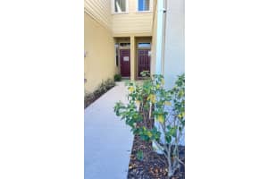 10785 VERAWOOD DRIVE, RIVERVIEW, FL 33579 - MLS#MFRTB8443777