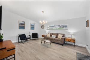 2214 NOTTINGHAM ROAD, LAKELAND, FL 33803 - MLS#MFRTB8443860