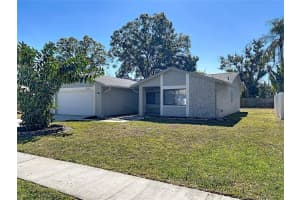 5012 COUNTRY HILLS DRIVE, TAMPA, FL 33624 Sold 01/09/26